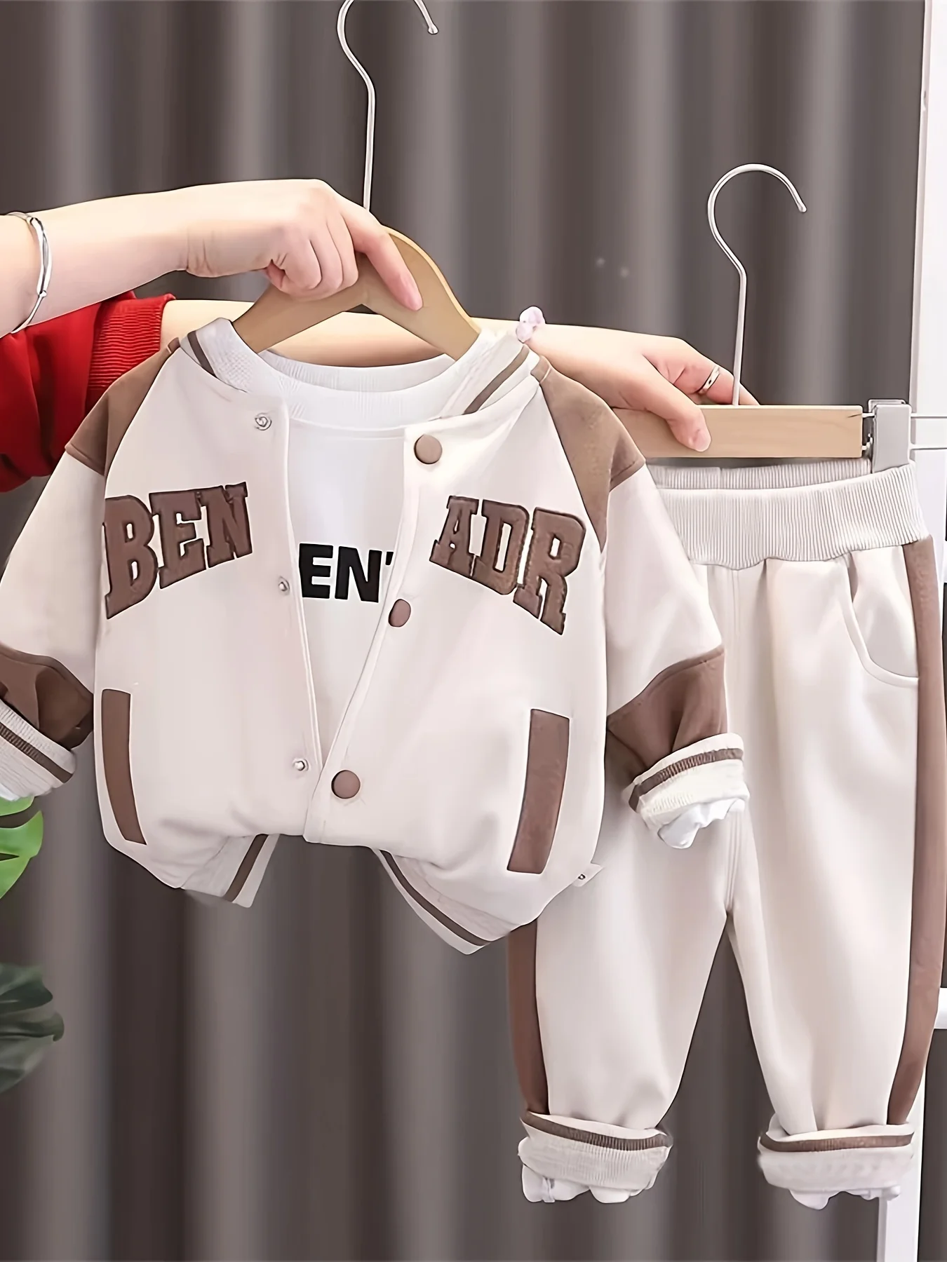 Boys' Spring and Autumn New Fashion Trendy Splicing Baseball Jacket Round Neck Inner with Baby Boys' Pants 3-Piece Set