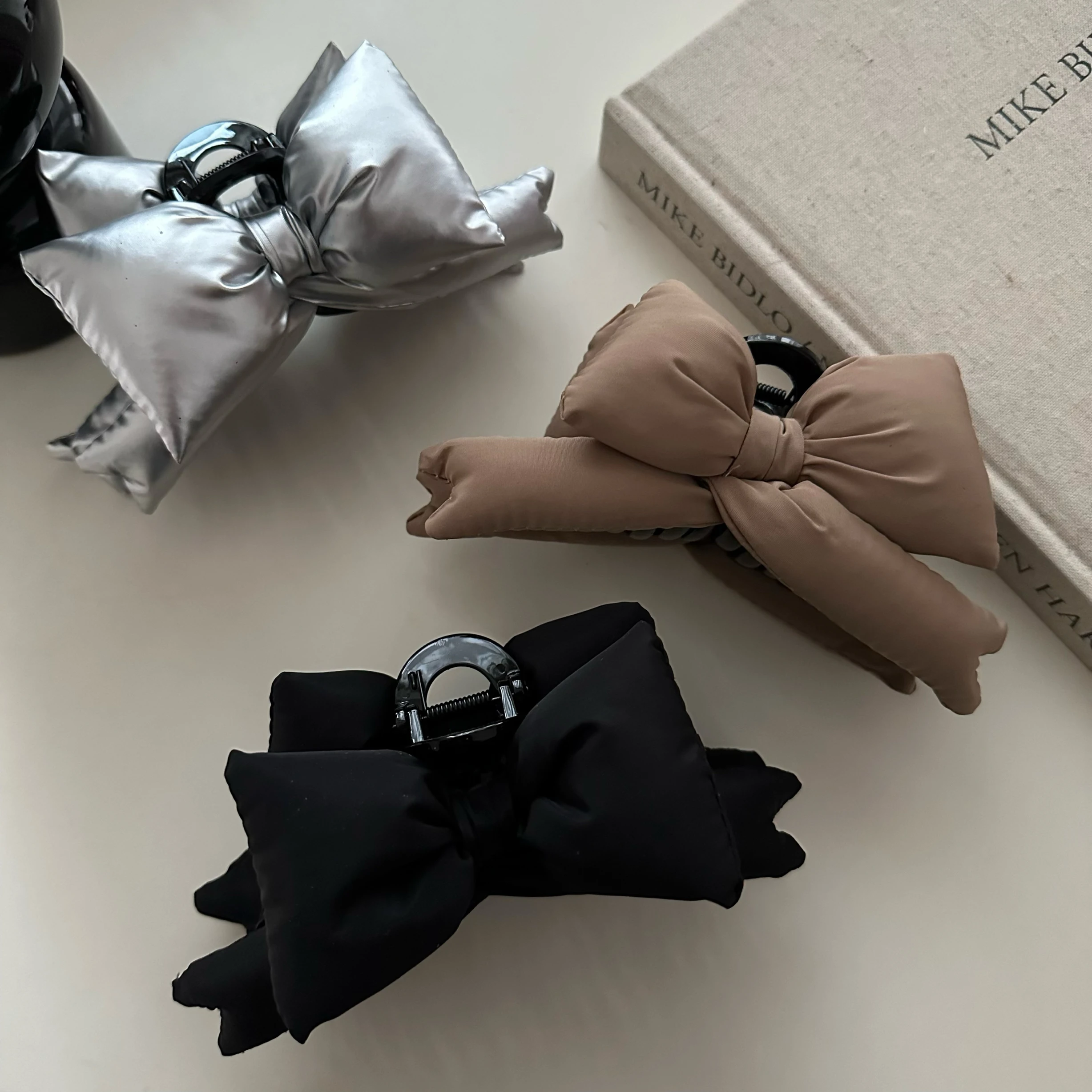 

Korean Sle Large Bla Knot Sponge Hair Clip Fi Tail Hair Clip Ba of Head Bun Hair Clip Hair Accories