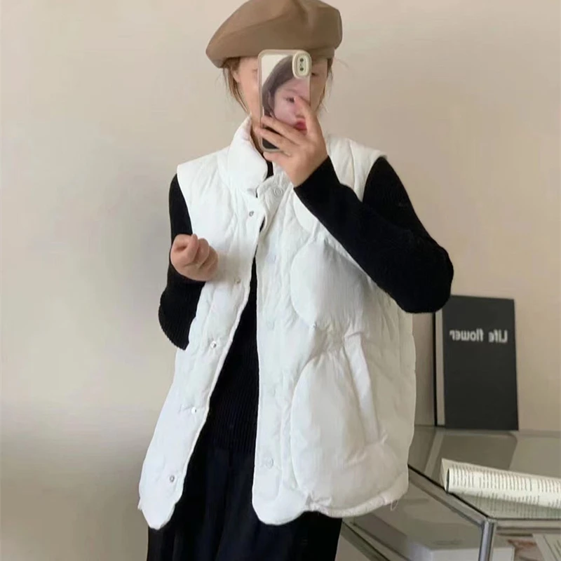 Autumn Winter Stand Collar Oversize Down Waistcoat Warm Parkas Women Light White Duck Down Vest Coat Lady Short Sleeveless Tank