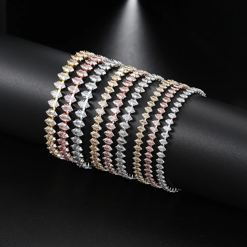 Eye Shape CZ Tennis Bracelets on Hand Kpop Gold Color Adjustable Iced Out Chain Zircon Bangle for Women Friend Gift Jewelry 2024