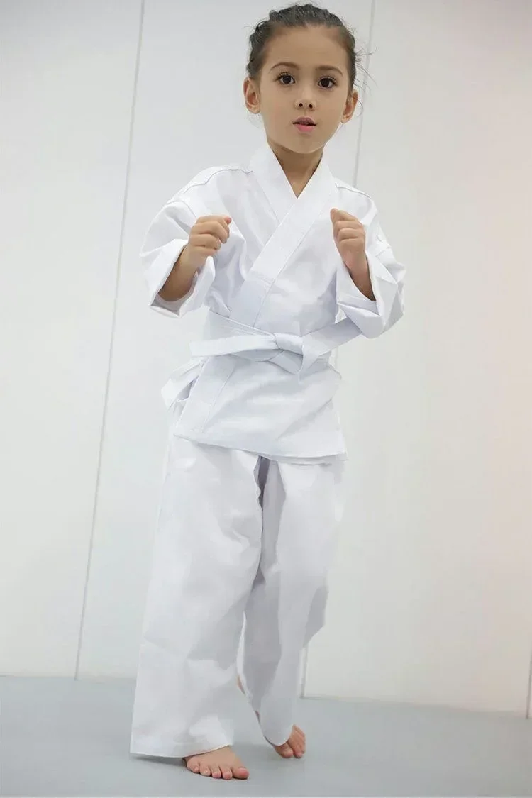 Mundur karate dla dzieci i dorosłych, lekki mundur studencki Karate Gi z paskiem do treningu sztuk walki - biały