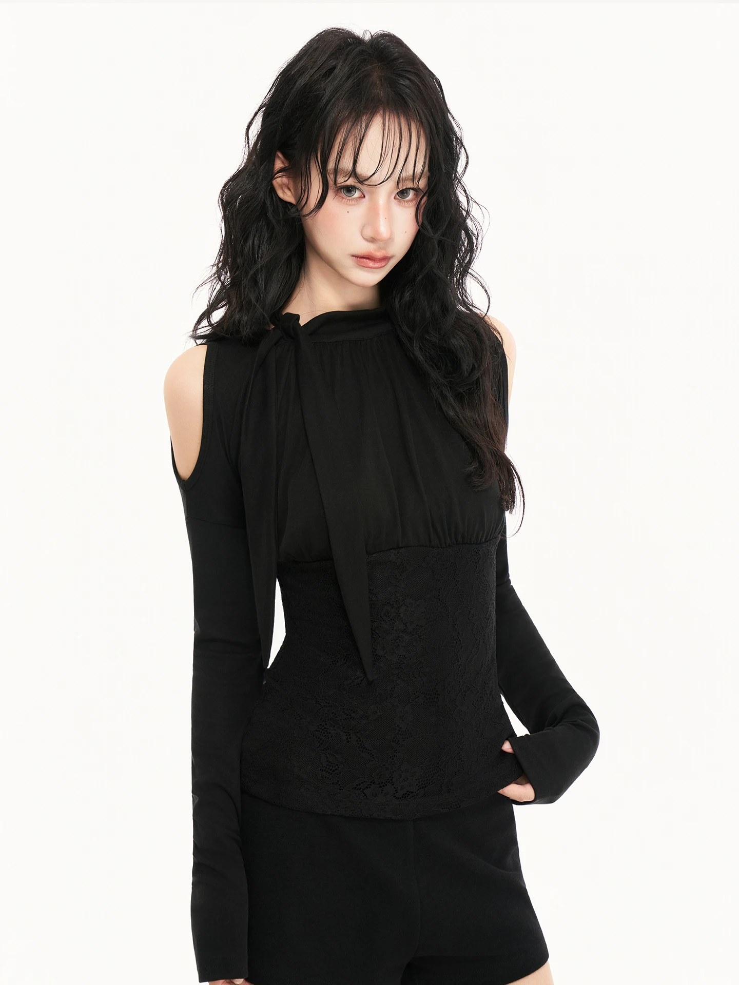 

Elegant Lace Splice Slim Fit Shoulder Digging Long Sleeve T Shirt Women Spring Draped Speciality Top Ladies Premium Fashion