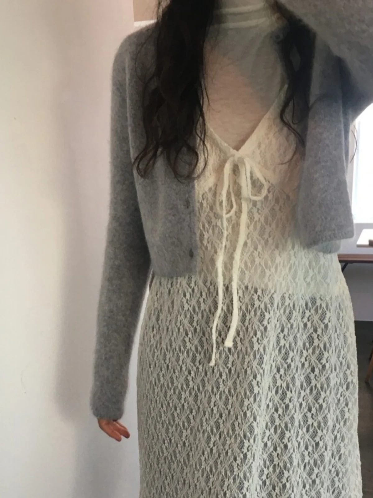 Vestido E com Alças de Renda Estilo Coreano para Mulheres Design em Camadas com Laço Sensação de Redução de Idade Vest...