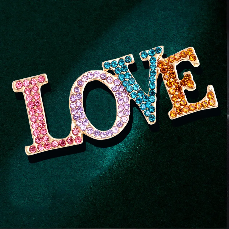 Trendy Romantic Colorful Rhinestone LOVE Letter Brooches For Women Fashion Words Pins Jewelry Party Casual Accessory Unisex Gift