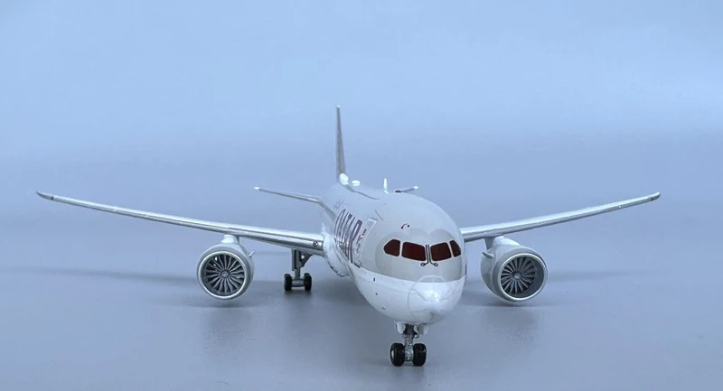 AV4124 1/400 Qatar B787-9 A7-BHF Model samolotu Model kolekcjonerski ze stopu gotowego produktu