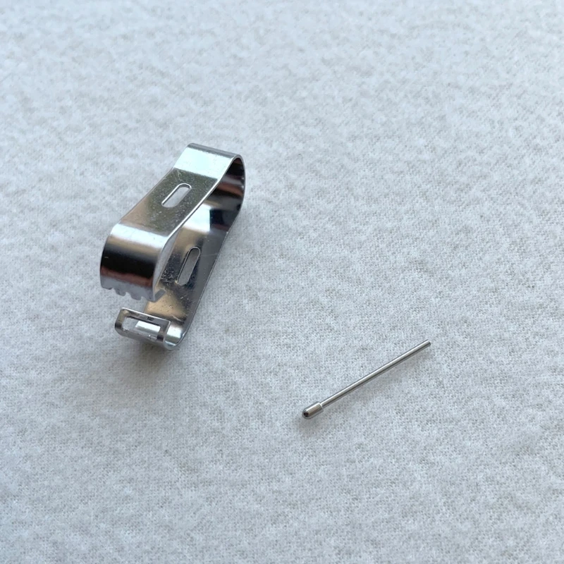 قطعتان من أقلام معدنية محمولة قابلة لإعادة التعبئة بطرف مستدير ومشبك آمن لملاحظة رائعة