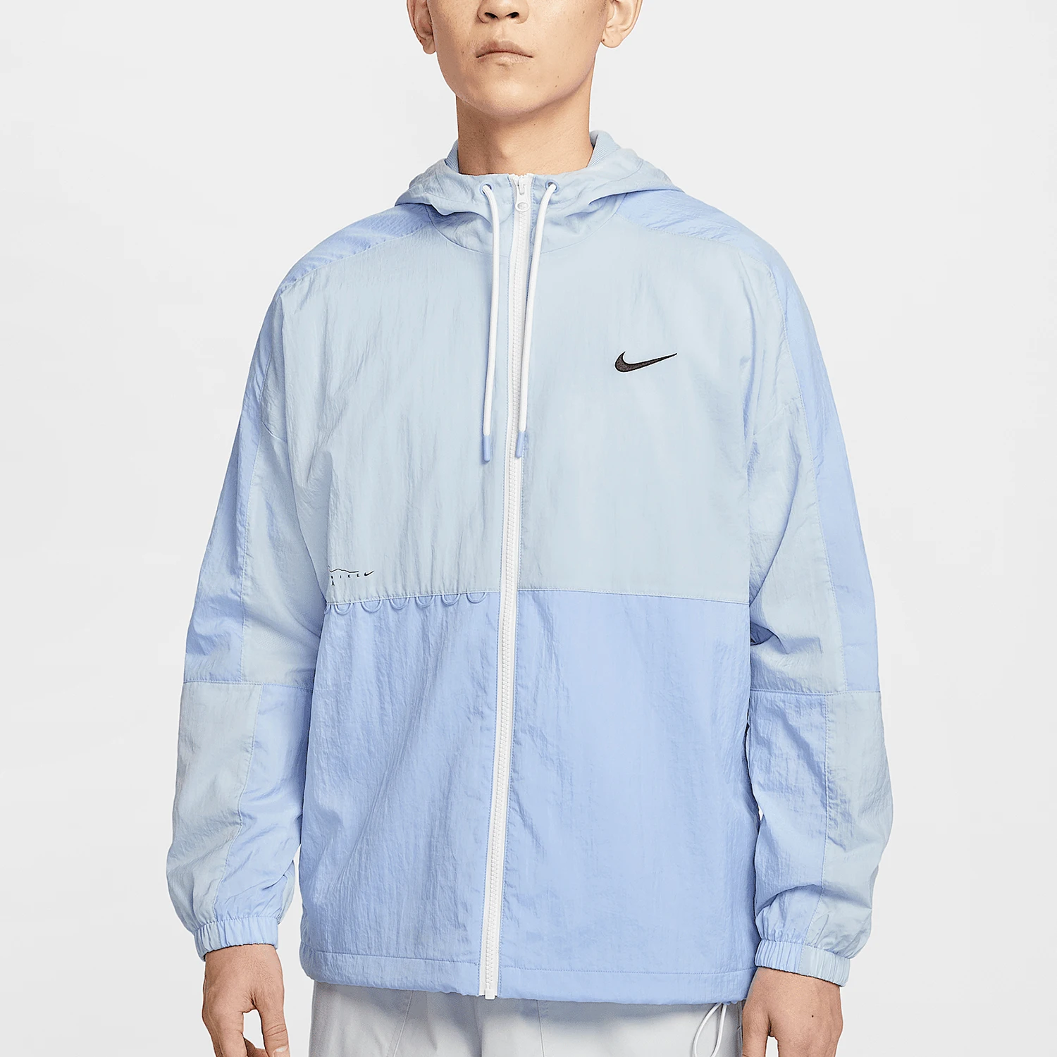 

Nike Sportswear Men's Woven Patchwork Jacket IF0372-440