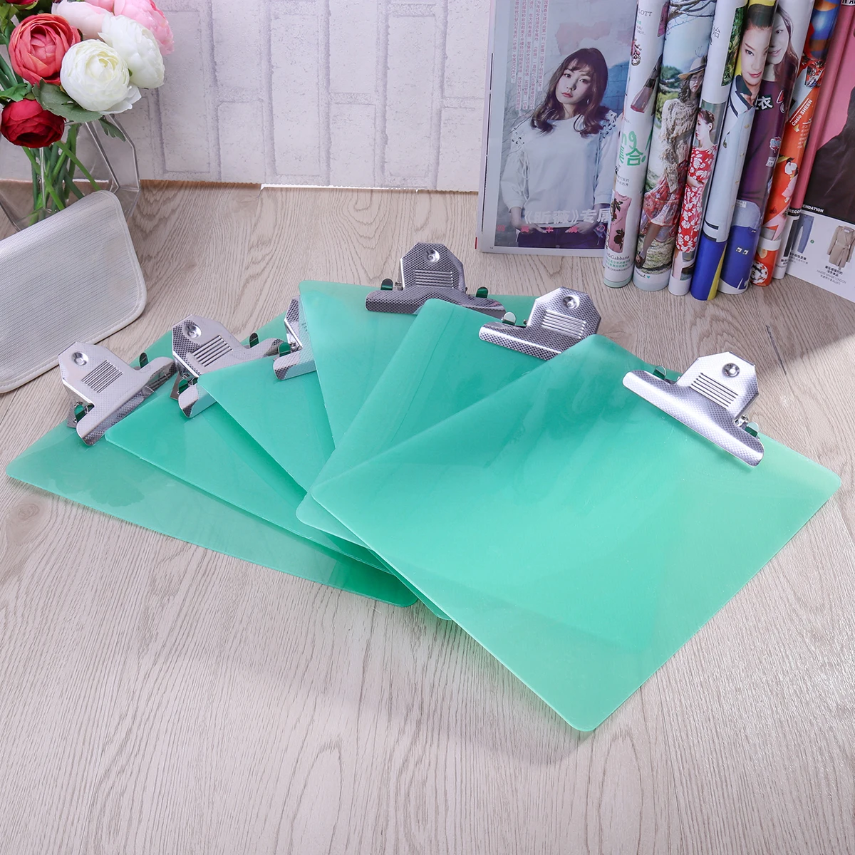 

6pcs A4 Plastic Clipboards Lightweight Memo Boards for Office School Smooth Edges Rounded Corners Teachers Students File