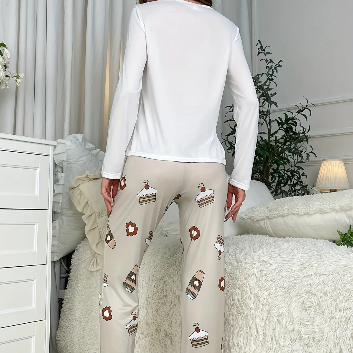 Sleepwear Cute Pajama Set Women's Home Clothes Cartoon Printed Long Sleeved Top Cute Long Pants Two-piece Set Loungewear