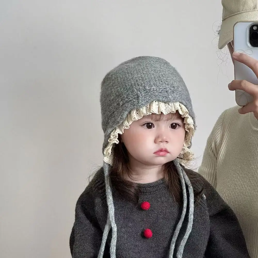 

Windproof Baby Soft Warm Hat Lace Up Design Ear Protection Warmer Beanie Cap Lace Edged Outdoor Thick Ear Protection Bonnet