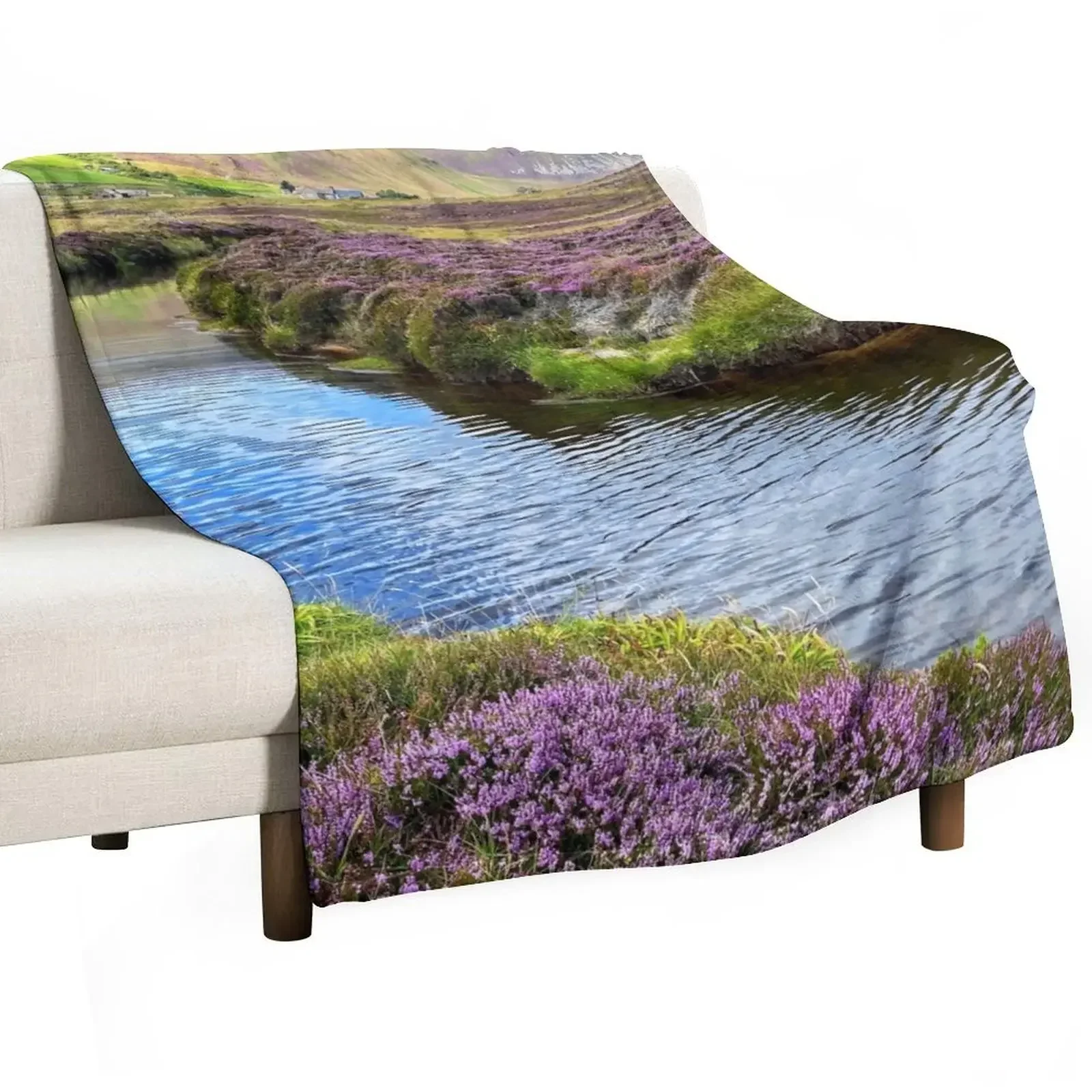 Rackwick on the Orkney Island of Hoy, Scotland Throw Blanket halloween Blankets For Sofas Blankets For Bed Blankets