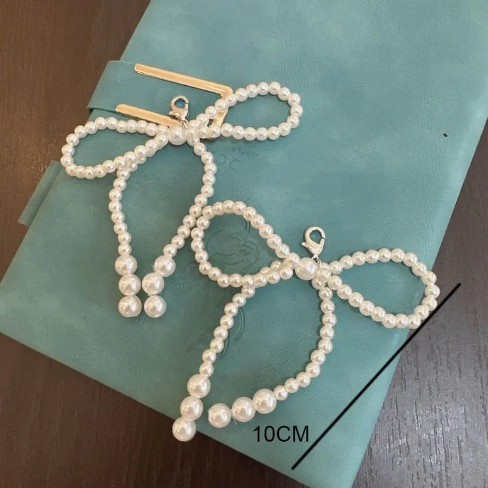Fashion Beaded Bow Beaded Pendant Bow Pearl Shoe Chain Casual shoes Sneakers Key Chain