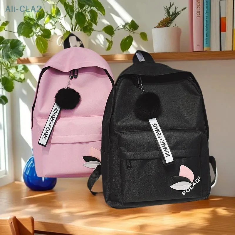 "Classic Leaf Print Backpack, Roomy Portable Rucksack, Zipper Closure, Women's Shoulder Bag, Unadorned Student Schoolbag."