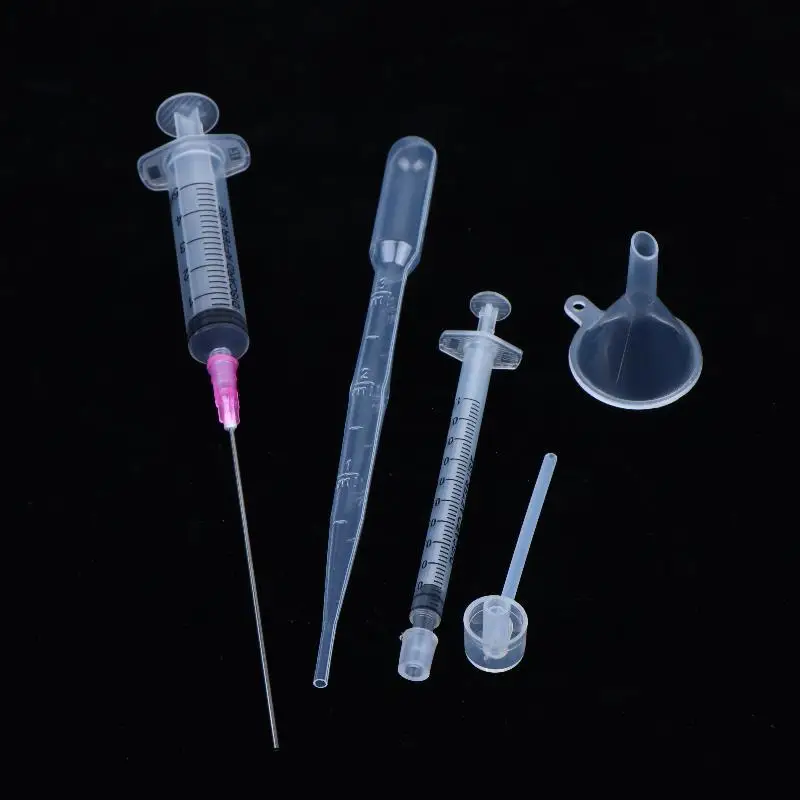 5-teiliges Set aus Kunststoff-Diffusoren, Spritzen, Strohhalmen, Tropfernäpfchen, Sprühflaschen und anderen Kosmetikwerkzeugen für Parfüm-Nachfüllungen – Detail 4