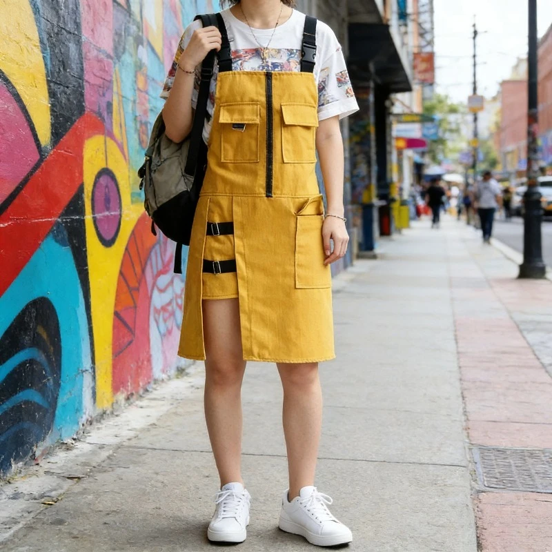 

2026 New Comfortable and Casual Unisex Denim Work Apron Hairstylist Gardening Restaurant Use