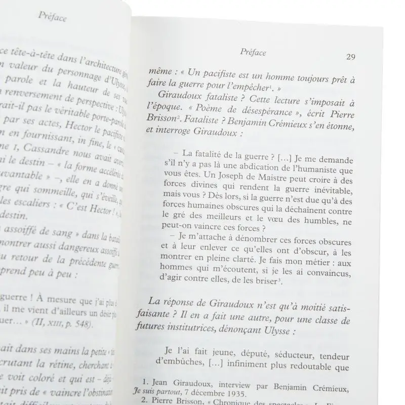 لا جيري دي تروي نورا باس ليو جان جيراودوكس جاليمارد 9782070457656 كتاب