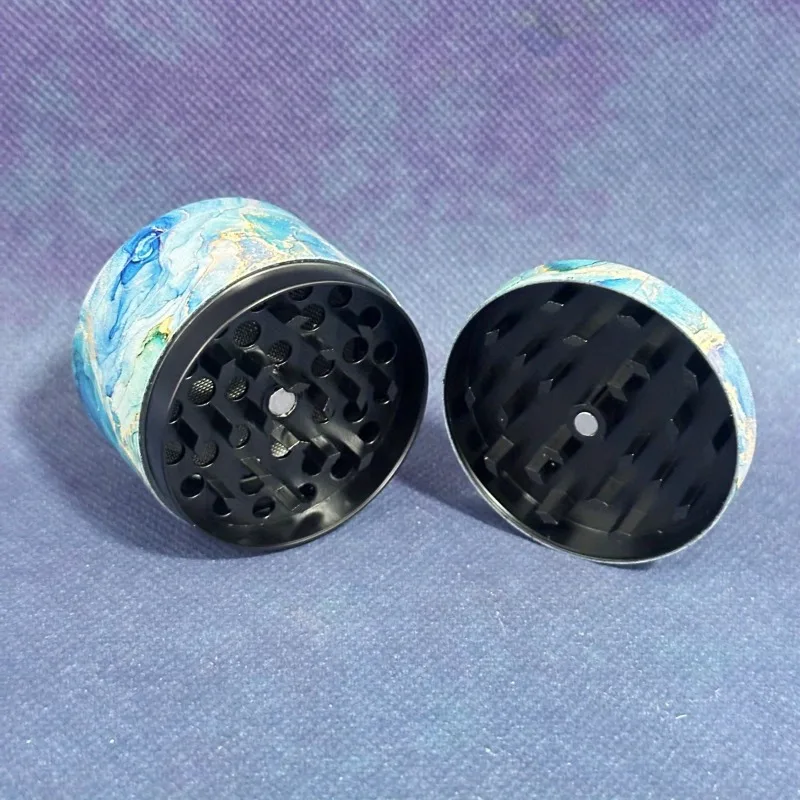 2 بوصة عشب طاحونة التوابل دليل كسارة معدنية مدقة الفلفل هاون الملح قاطعة المطحنة 4-Layers طاحونة أدوات التدخين اكسسوارات