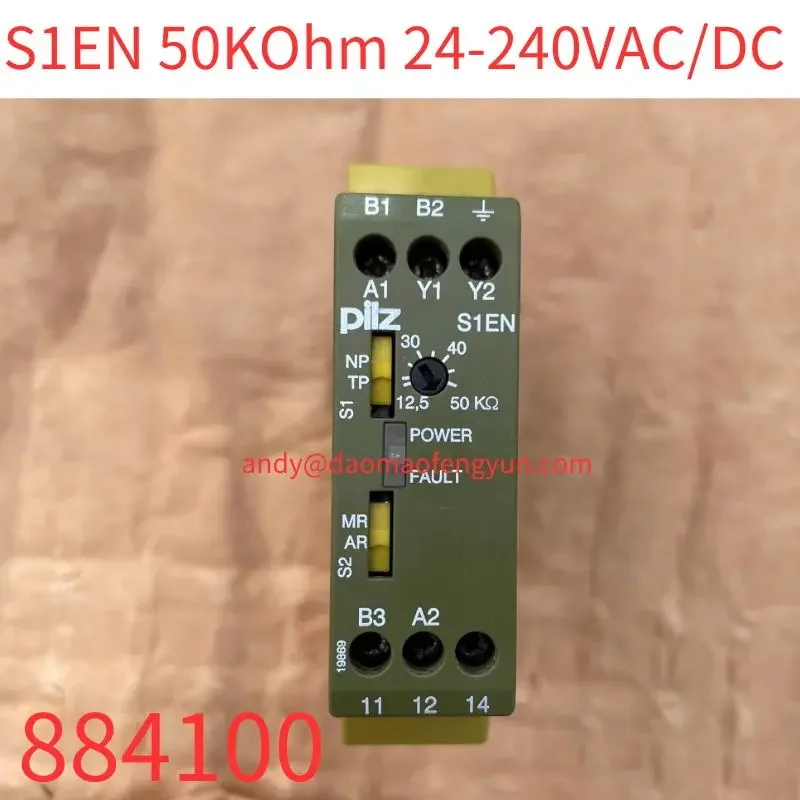 Second-hand 884100 safety monitoring relay S1EN 50KOhm 24-240VAC/DC