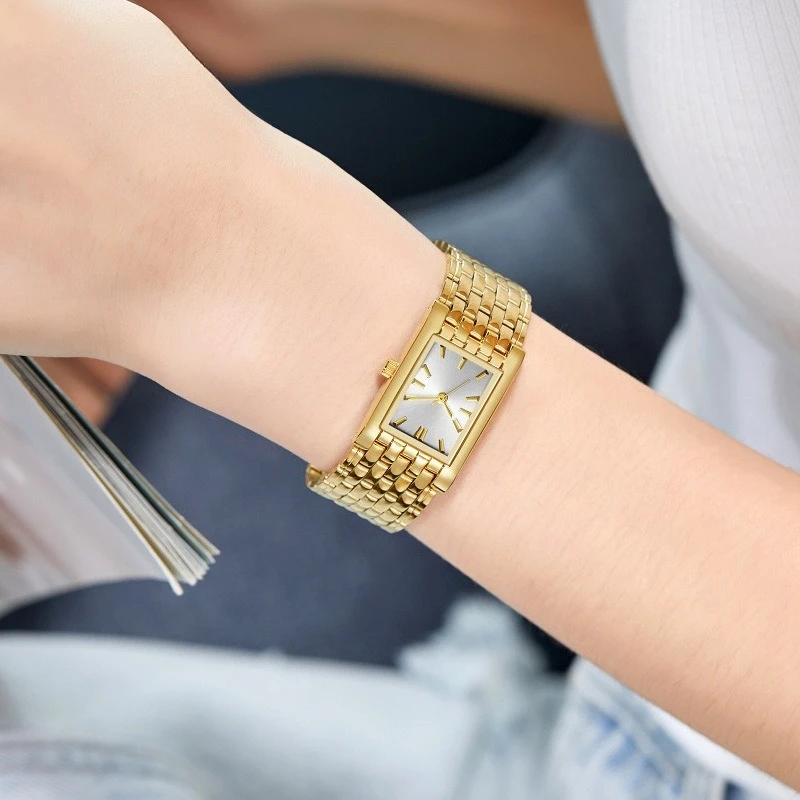 Orologio da donna quadrato alla moda Orologio al quarzo con cinturino a catena Premium Sense