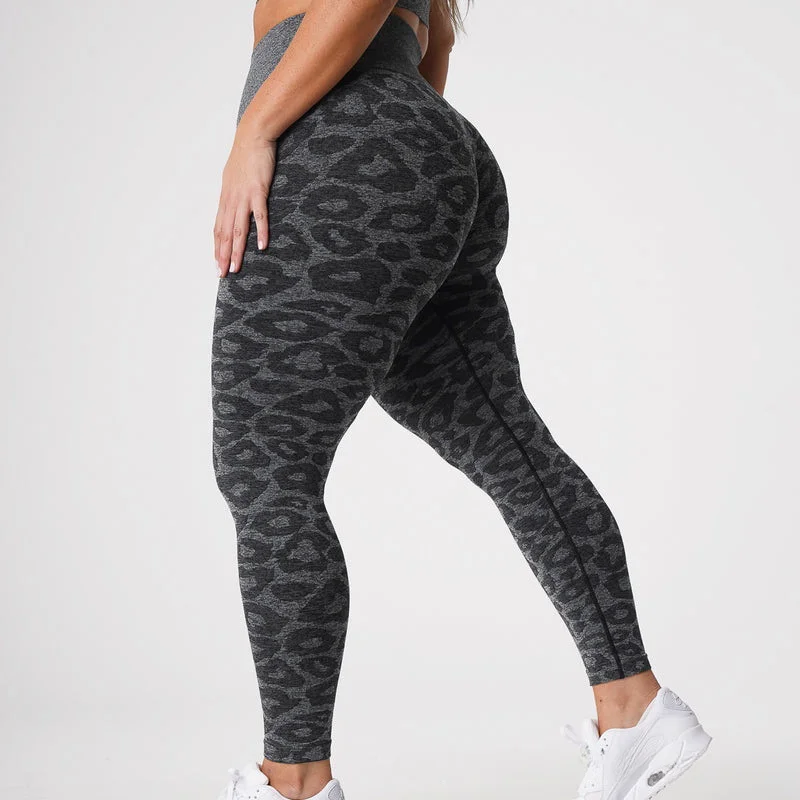 Yoga Pants das Mulheres Europeus e Americanos Camo Elastic secagem rápida respirável Leopard Pattern Yoga Pants