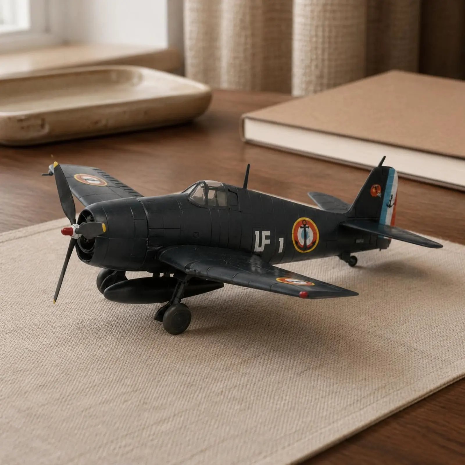 

F6F Hellcat Model 1/144 Scale F4F Wildcat Model WWII