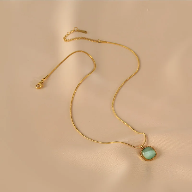 Stainless steel Stylish square green opal pendant necklace Feminine charm jewelry minimalist geometric necklace - Image 5