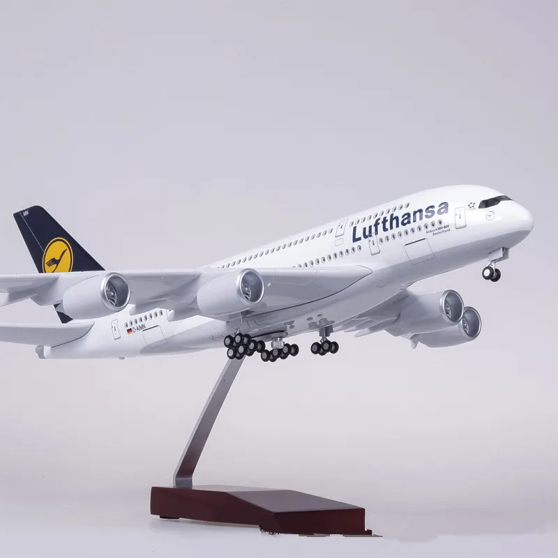 1/160 Scale Boeing Airplane A350/A380/B747-8 Lufthansa Airline Model Diecast Resin Plane Aircraft Collection Gifts Display Toys