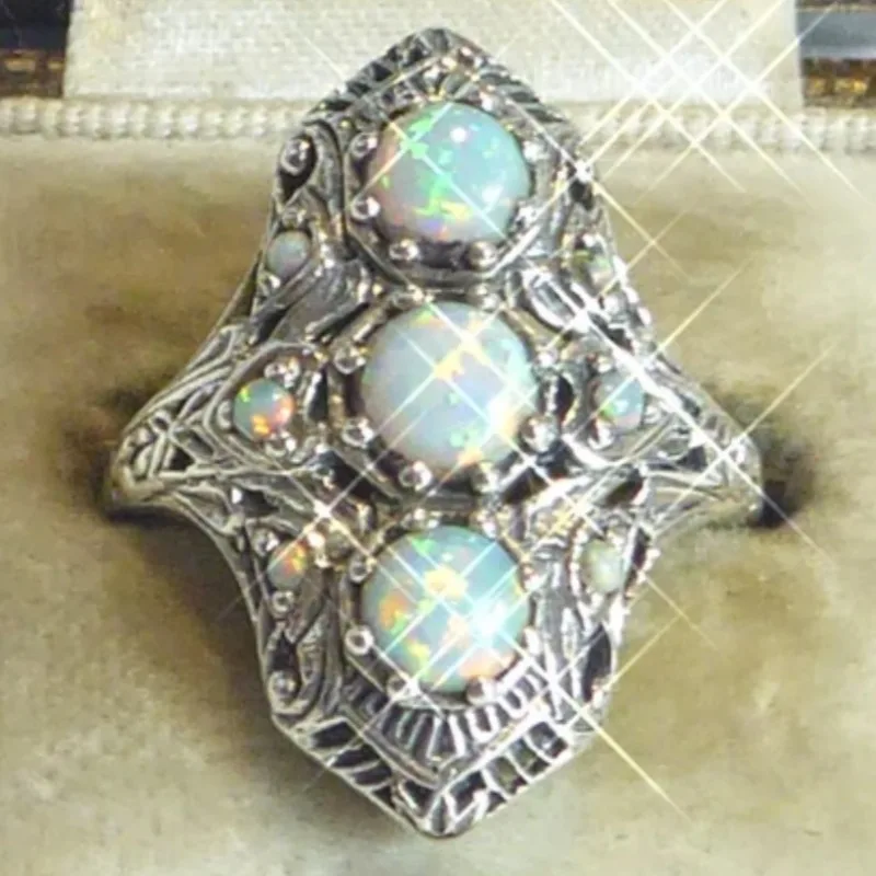 Vintage Inlaid Imitation Opal Women's Ring Ethnic Silver Color Hand Carving Daily Wear Party Jewelry Anniversary Gift