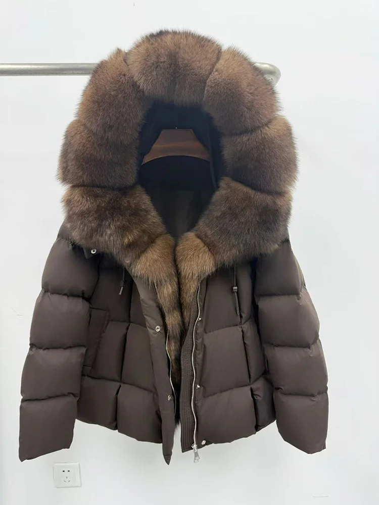 2025 Cappotto invernale da donna in piuma d'oca naturale Collo in vera pelliccia di volpe Giacca con cappuccio da donna Cusual Parka Abbigliamento Outwear