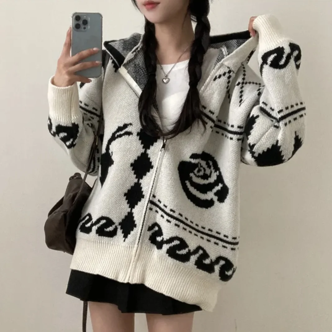 

Women's Chic Versatile Retro Two-Color adient Hat Sweater Loose Lazy Sle Thi Knitted Top Faionable Color Blo Design