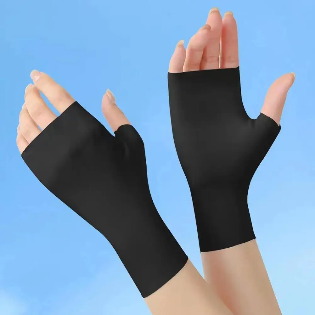 Summer Women's Cool Ice Silk Sun Protection Gloves Anti-UV Fingerless Gloves Half Fingers Sunscreen Breathable Driving Gloves