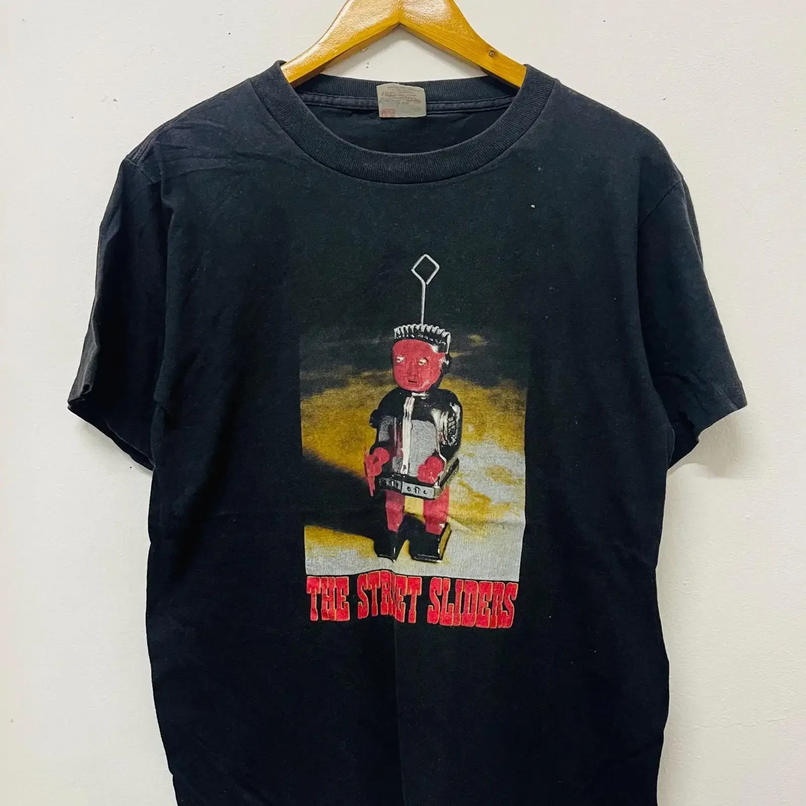 Vintage 90s The Street Sliders Wreckage 1995 Band T Shirt Rock n Roll Blues Music Japan Black  vintage Washed Soft Stylish