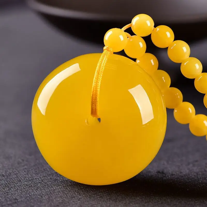 

Chicken Oil Yellow Beeswax Pendant Safety Buckle No Affair Brand Necklace Sweater Chain