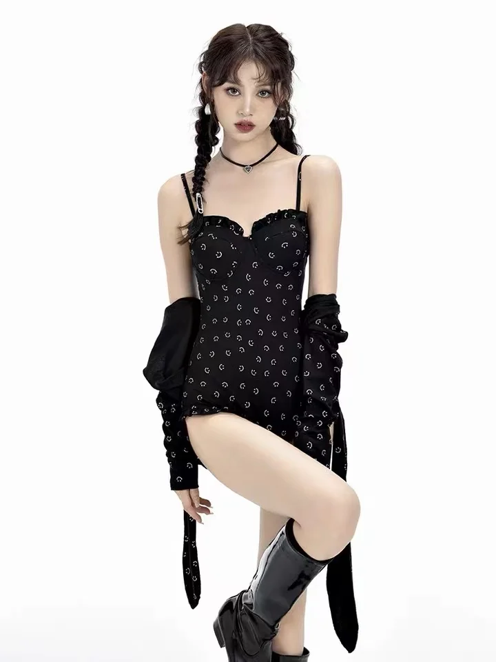 

Новый женский слитный купальник 2024 года, раздельный комплект с длинным рукавом, термокостюм для спа, утягивающий, сексуальный, с открытой спиной, летний купальный костюм