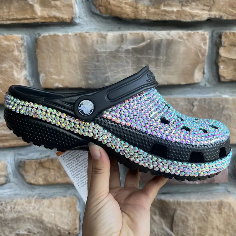 Women Shoes Diamond-encrusted Home Fashion Women's Summer Slippers Fahion New Pearl Shoes Handmade Hole Shoes