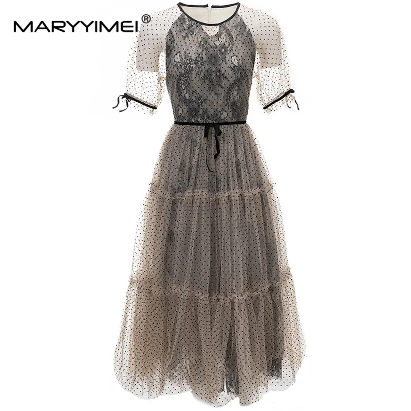 

MARYYIMEI New Fashion Runway Designer Women's Round Neck Short Sleeved Retro Polka Dot Lace Up Pleated Khaki Mesh Dress