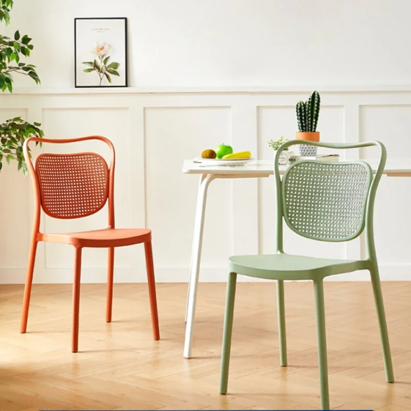 Nordic Fashion Color Dining Chair, Modern Simple Plastic Chair with Backrest, Ideal for Milk Tea Shops, Leisure Areas 116