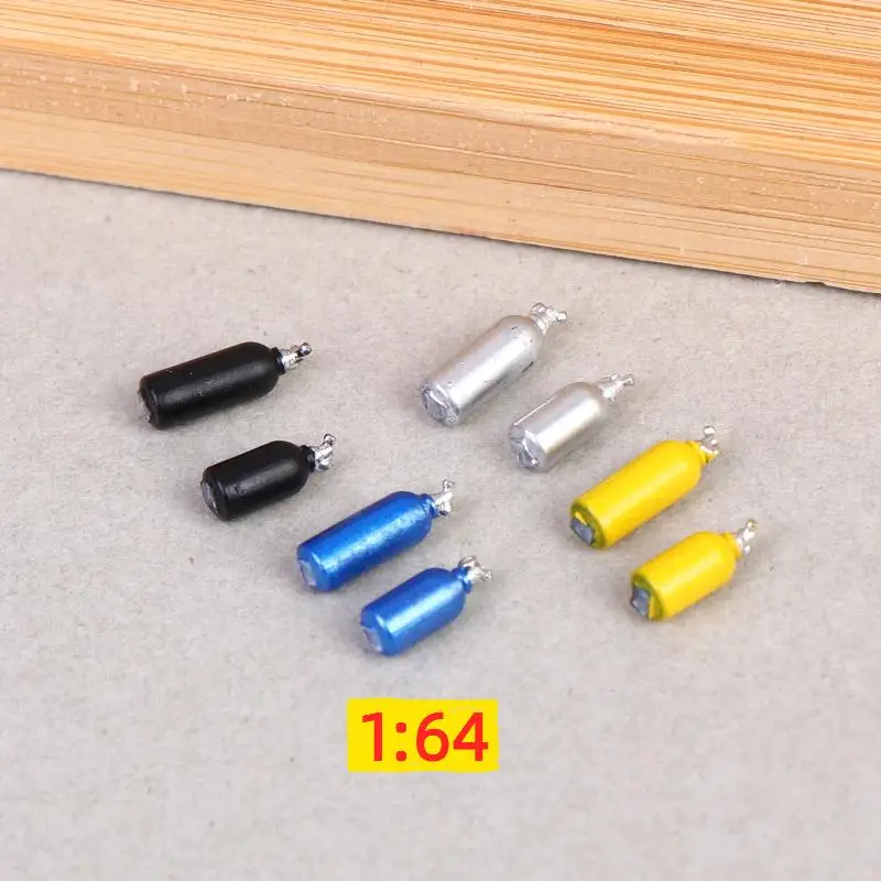 

1/64 Self-made Manual Nitrogen Gas Acceleration Bottle Car Model Modification Garage Scene Ornaments