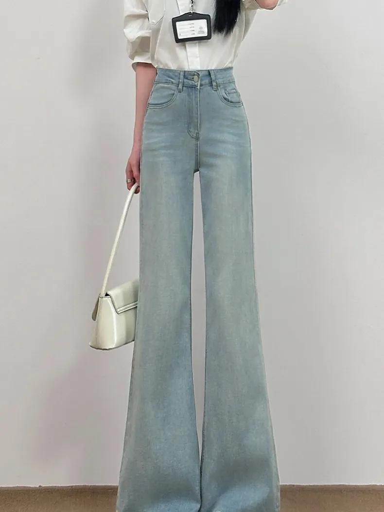 Light Blue High Waist Loose Fit Women's Jeans Casual Style Zipper Closure Straight Leg Trousers for plus Size Slimming Effect