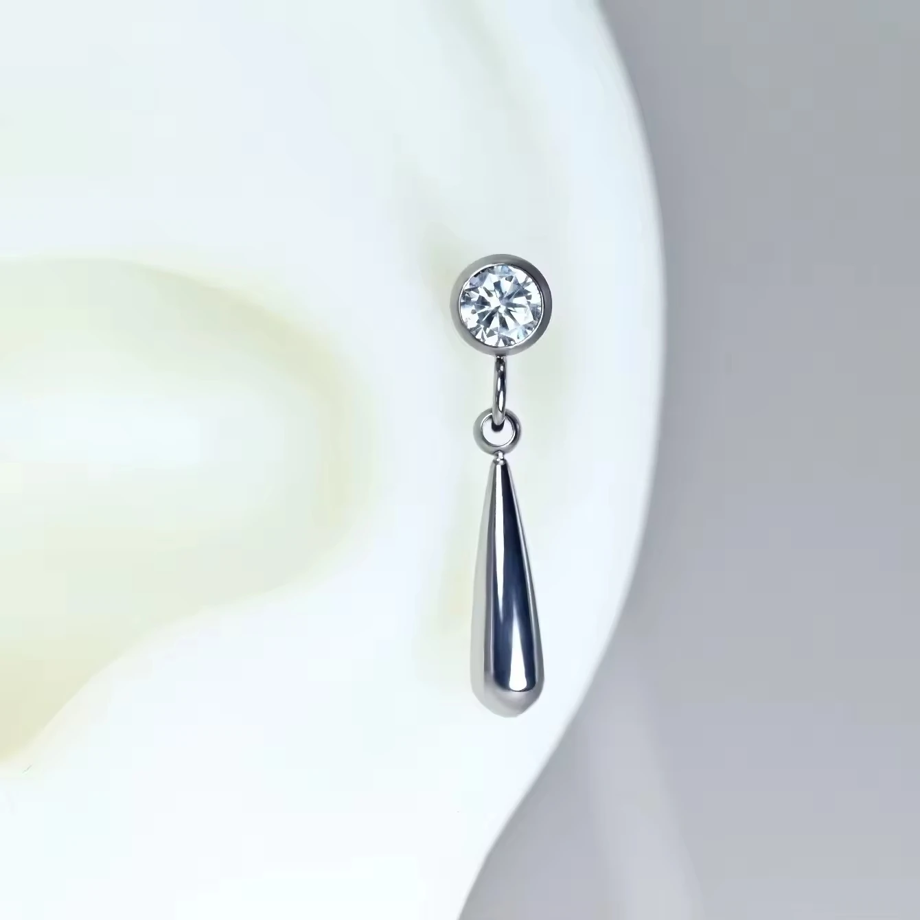 G23 Titanium Piercing Jewelry Zircon Pendant Earrings Internal Thread Water Drop Stud Fashionable Women's Party Jewelry