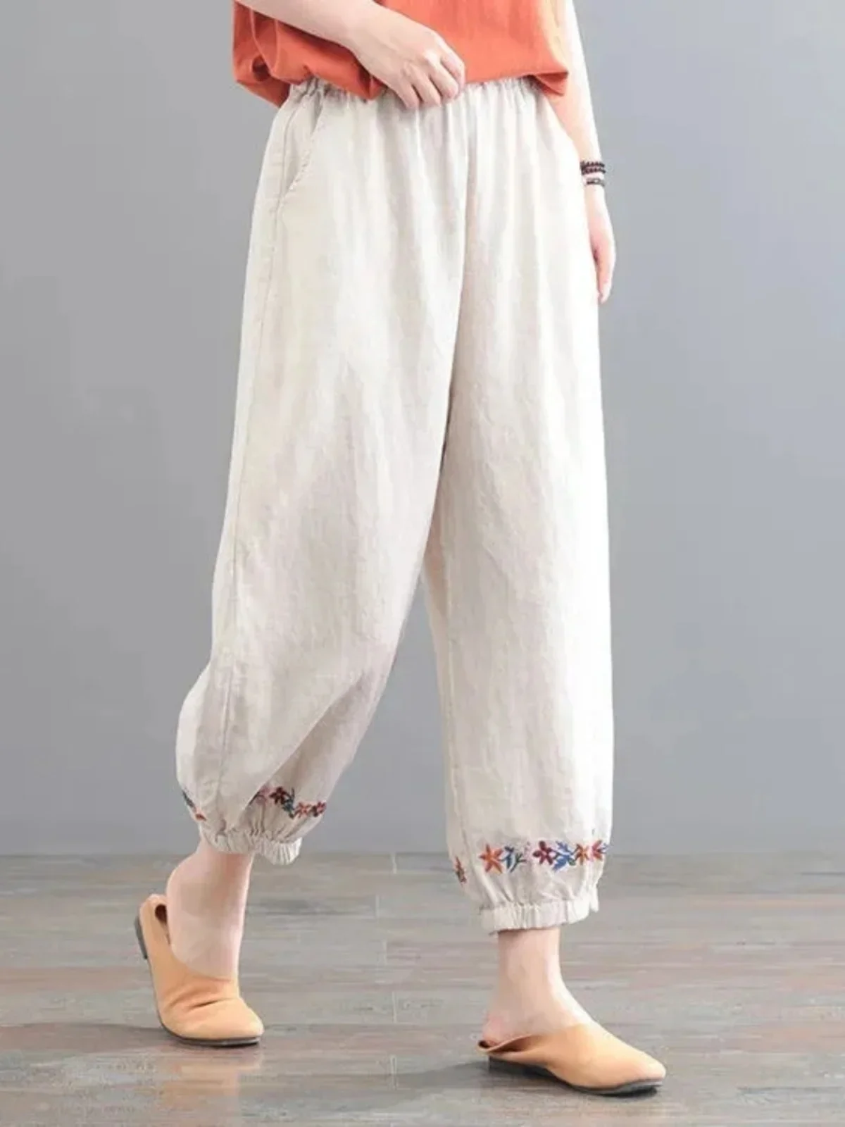 

Summer Trendy Flower Embroidery Soft Plus Size Mid-calf Length Ninth Pants Solid Color Ladies Sweatpants Female Clothes A838