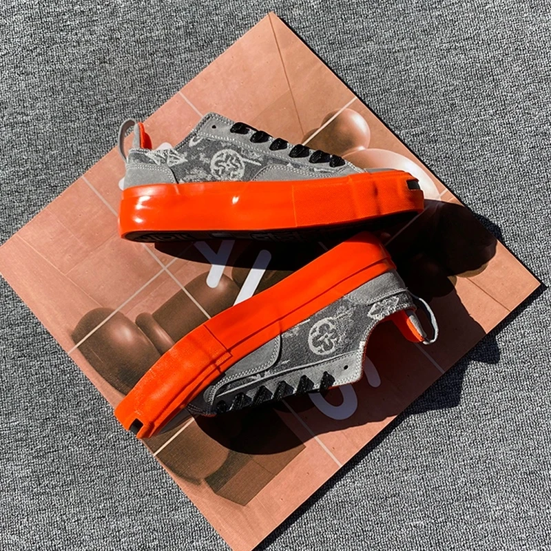 

Grey orange contrasting open mouth laughing canvas shoes for men, with a sense of niche design, thick soled height increasing
