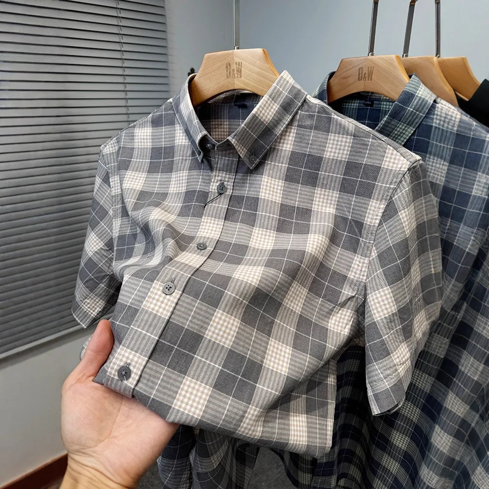 グリッドスタイルメンズシャツ2025新作半袖夏万能カジュアルファッション若中高年ライトラグジュアリーシャツ