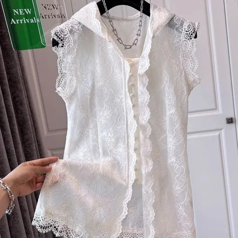 

Women's Plus Size Lace Hooded Sleeveless Blouse Summer Loose Casual Top