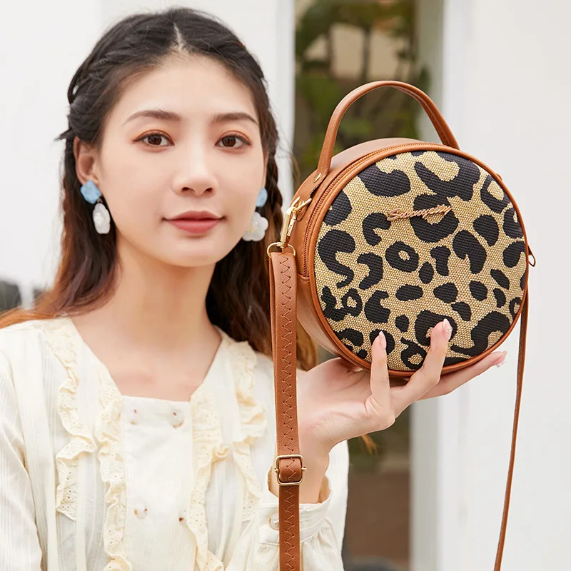 

Fashionable Retro Leopard Print Small Round Bag, Popular and Versatile, Single Shoulder Crossbody Women's Bag, Casual Handbag