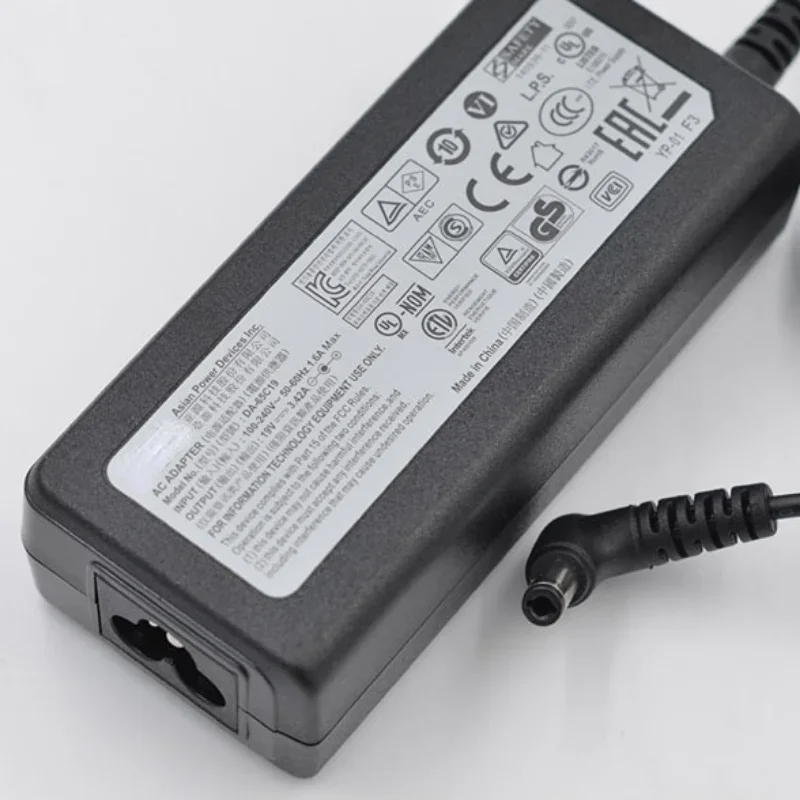 AC Adapter 19V 3.42A DA-65C19 Power Supply Charger 65W Interface 5.5*2.5mm Power Supply Switching Adapter DA 65C19