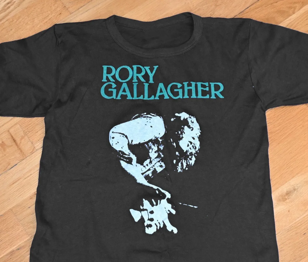 New 1980 RORY GALLAGHER Christmas Gift Unisex S5XL Shirt OS108