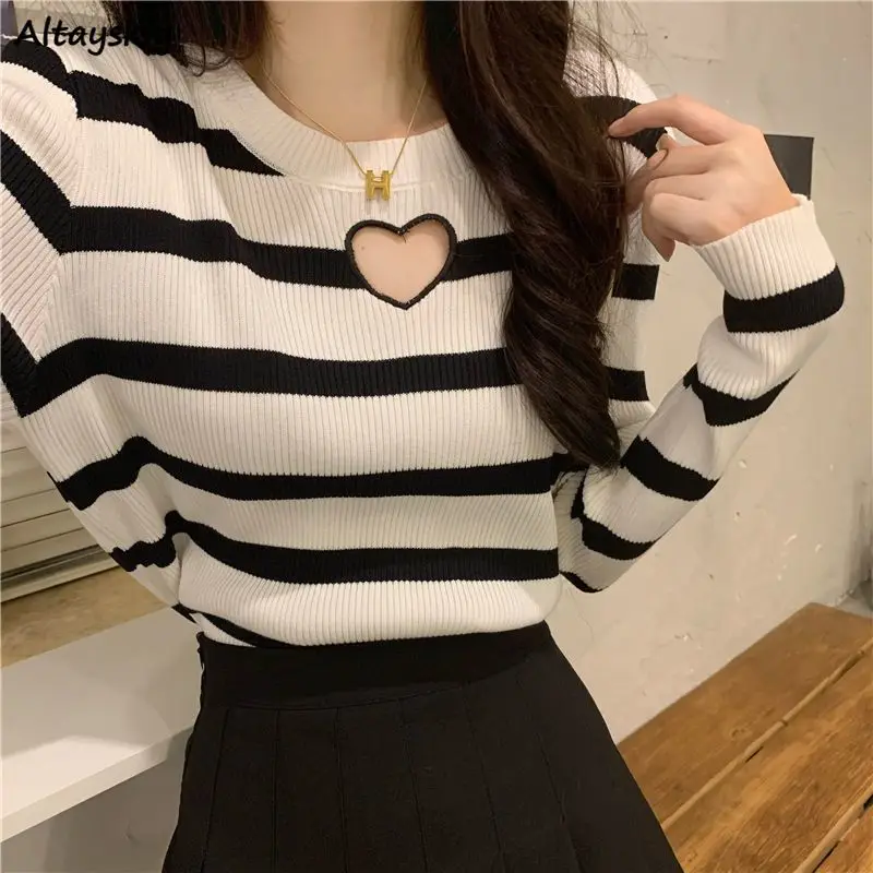 

Pullovers Women Striped Love Hollow Out Long-sleeve Ulzzang Autumn Hotsweet Aesthetic Knitted Tops Gentle Dating Sweaters Simple