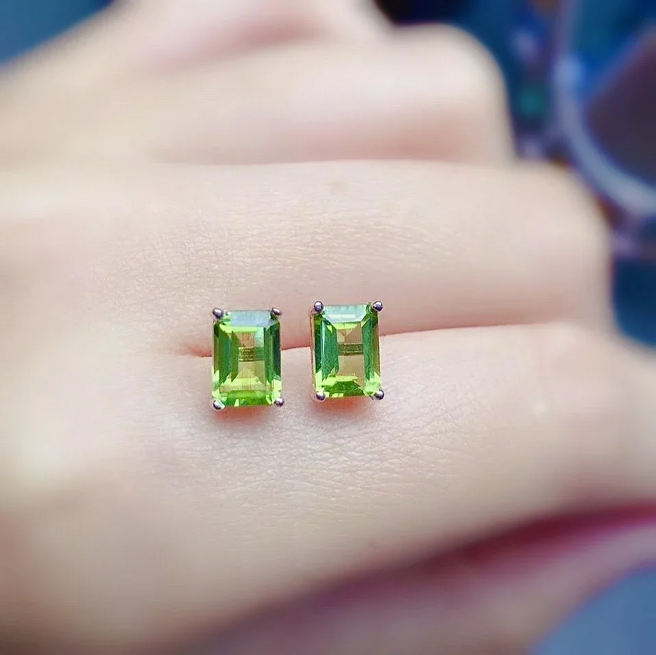 

Простые серебряные прямоугольные серьги с драгоценными камнями 5 мм * 7 мм, серьги-гвоздики с натуральным перидотом, серьги из стерлингового серебра 925 пробы с перидотом