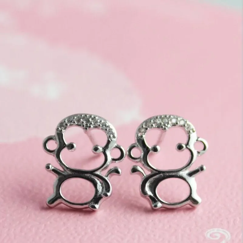 New Creative Exquisite Cute Animal 925 Sterling Silver Fashion Jewelry Little Crystal Monkey Hollow Female Stud Earrings   E292